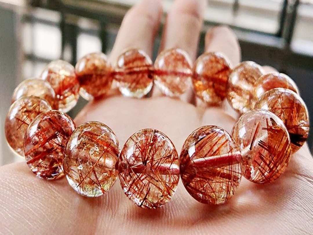 Vòng tay đá phong thuỷ cho người mệnh Hoả