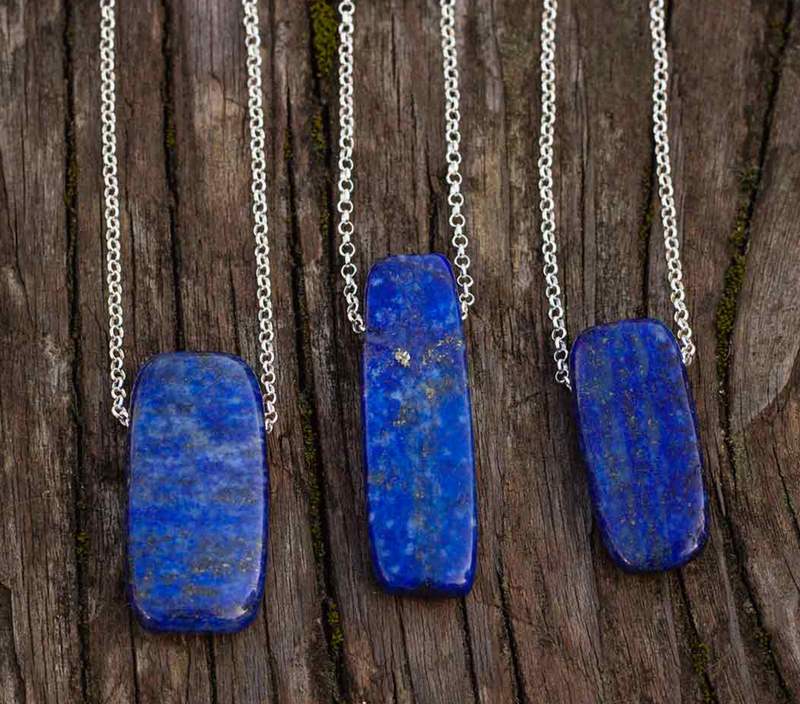 Đá Lapis trên thị trường có giá là bao nhiêu?