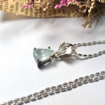 Mặt dây chuyền đá Aquamarine 4