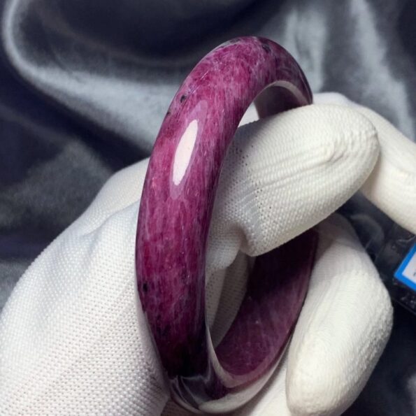 Vòng kiềng Ruby Nam Phi cao cấp size 53mm