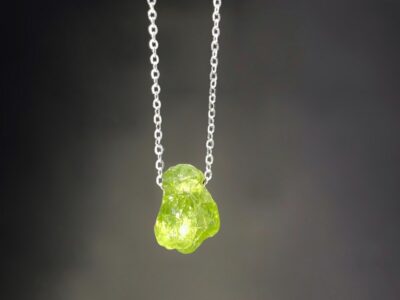 day-chuyen-dinh-da-peridot-4