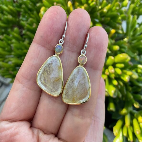 Hoa Tai Đá Thạch Anh Tam Tài