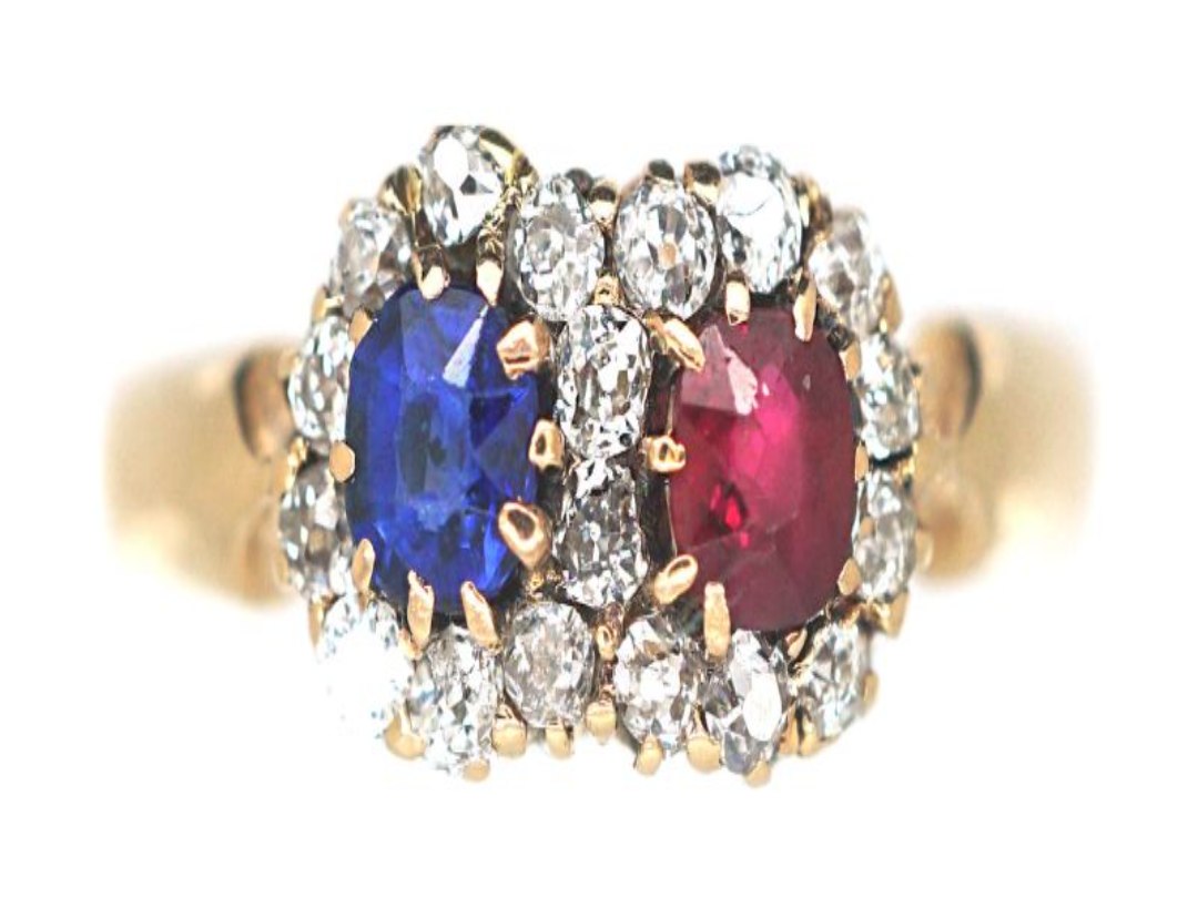 Ruby thường cao hơn Sapphire