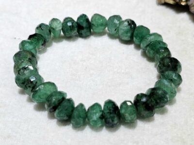 Vòng Tay Đá Emerald Thiên Nhiên